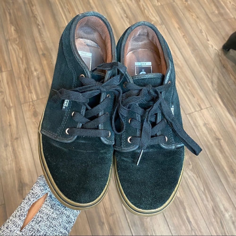 Vans Pro Black Suede Gum Sole Sneakers 6 Youth